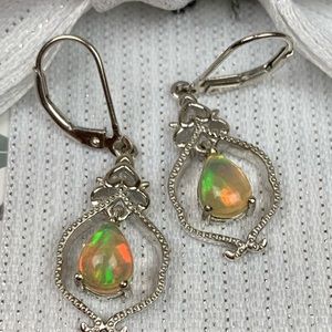 🌸Ethiopian Opal Dangle Earrings🌸